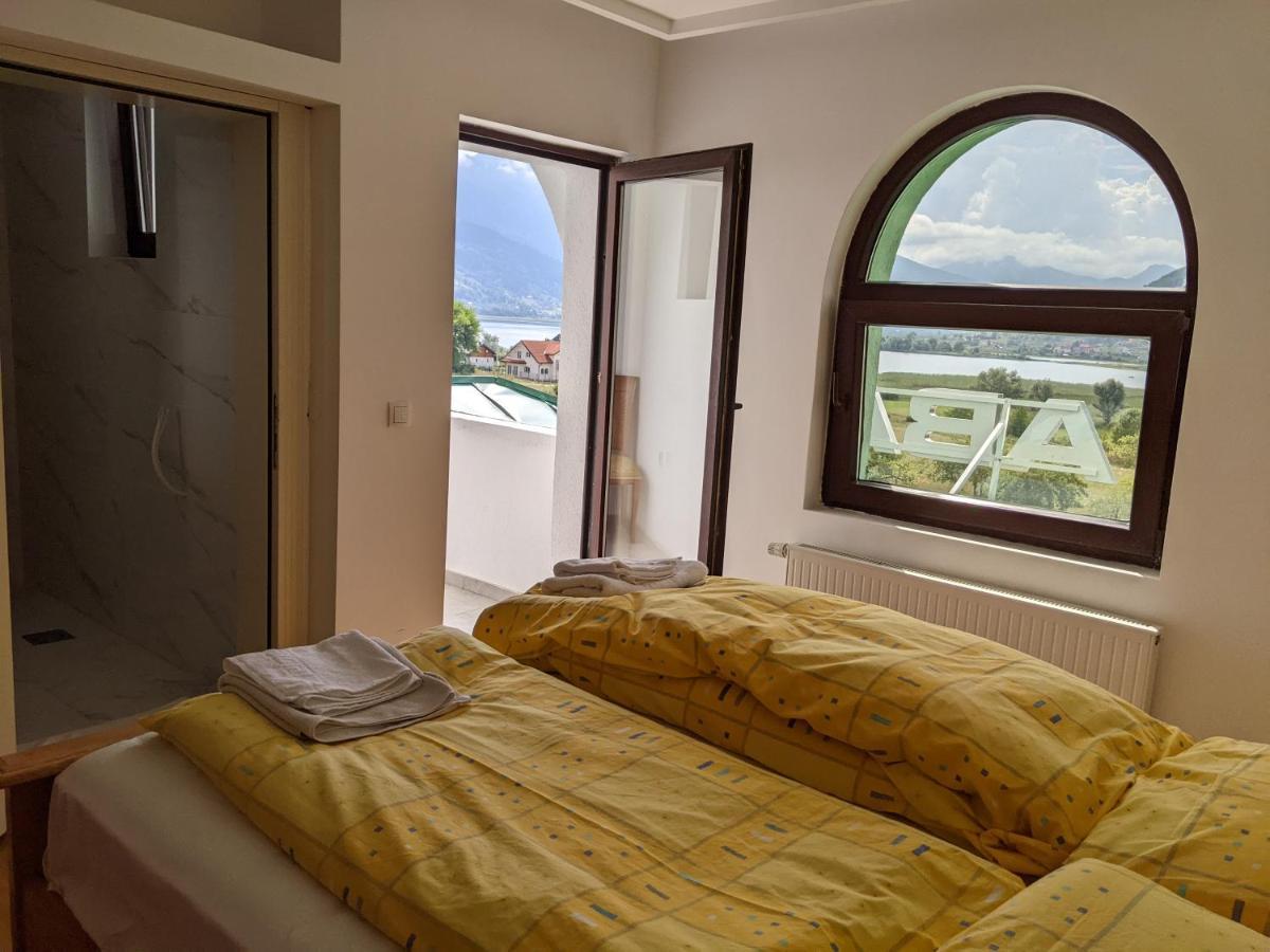Apartments & Restaurant Abas Plav Bagian luar foto