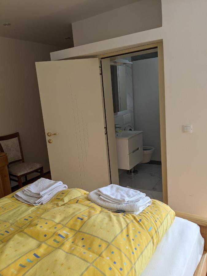 Apartments & Restaurant Abas Plav Bagian luar foto