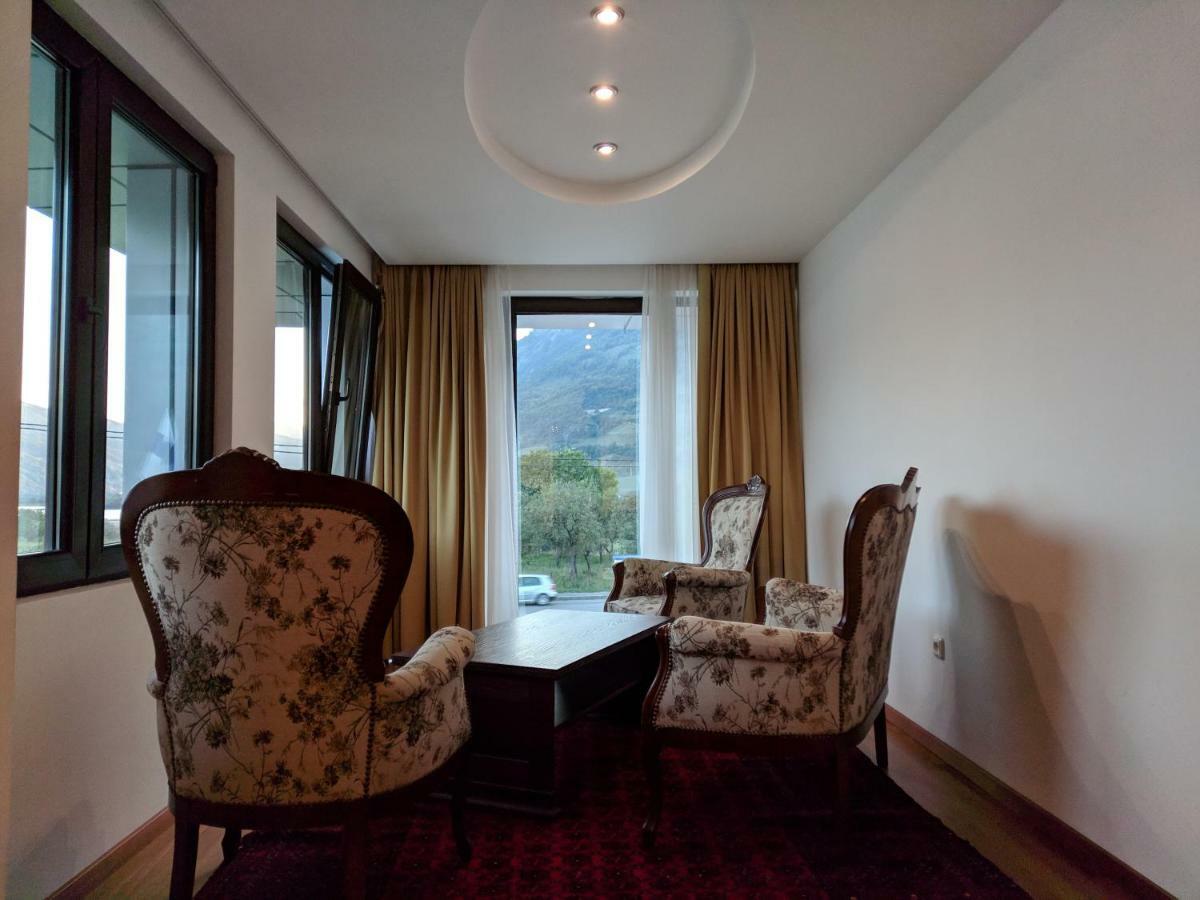 Apartments & Restaurant Abas Plav Bagian luar foto